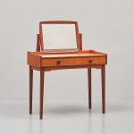 1056 2327 DRESSING TABLE